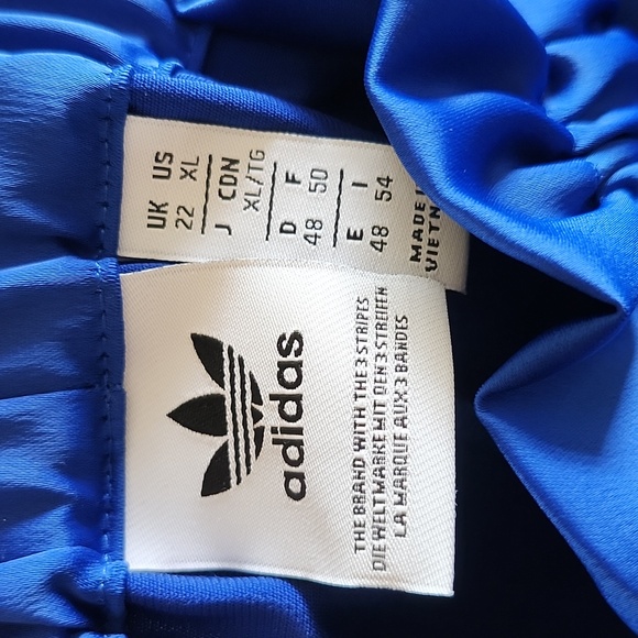 Adidas Originals Blue Bellista Satin Set - Picture 5 of 5